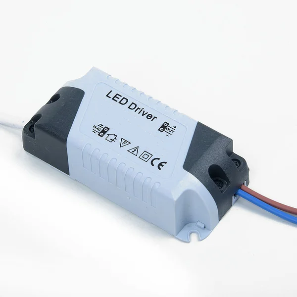 Драйвер для светодиодов 8-24*1W негерметичный  корпус 220V PF 300mA