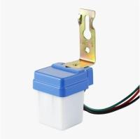 Фотореле LEEK LE PC1 6А 1400W IP44 белый (100) LE070701-0001