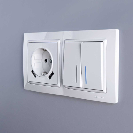 Выключатель Werkel двухклавишный проходной с подсветкой белый W1122101 4690389155222