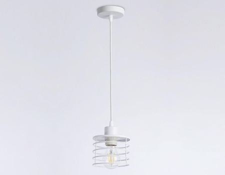 Подвесной светильник Ambrella light Traditional TR8065