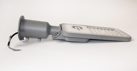 Уличный светодиодный консольный светильник i-Watt i-15104